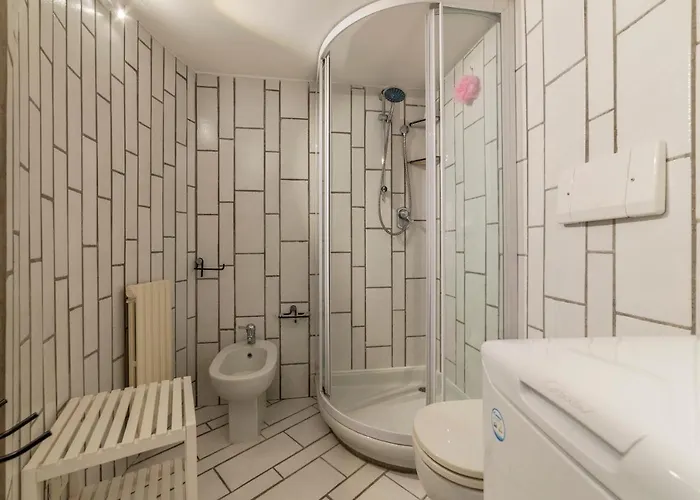 Guesthost - Navona Pretty Apartment
